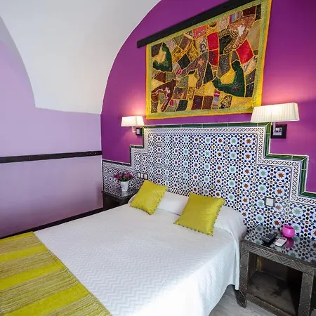 La Flor De Al-andalus Гостевой дом