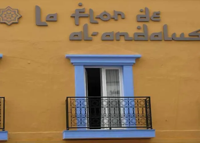 La Flor De Al-andalus Гостевой дом